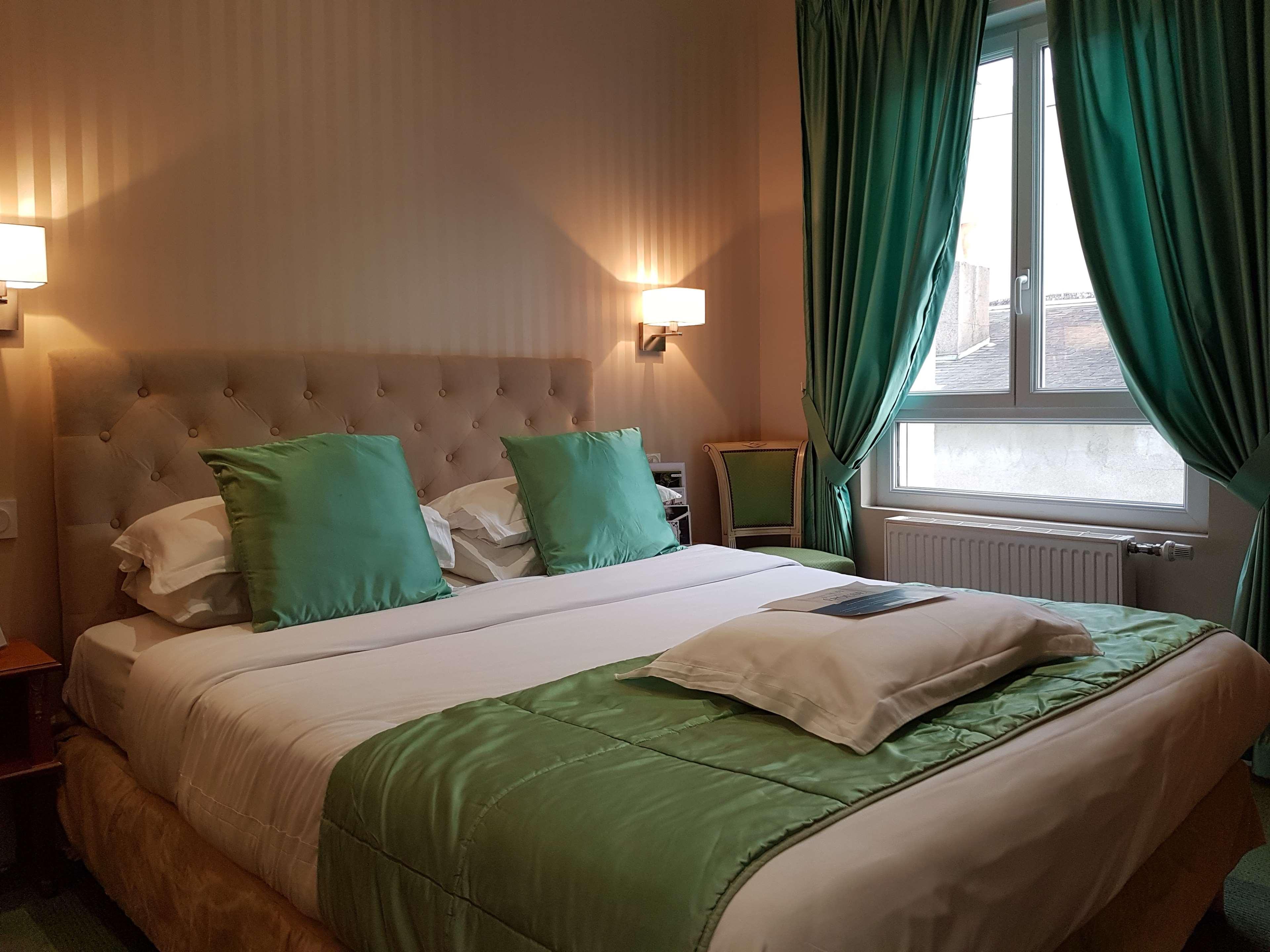 Kyriad Saumur Hyper Centre Hotel, Appartements, Seminaires Et Spa Soins Sothys Paris Eksteriør billede
