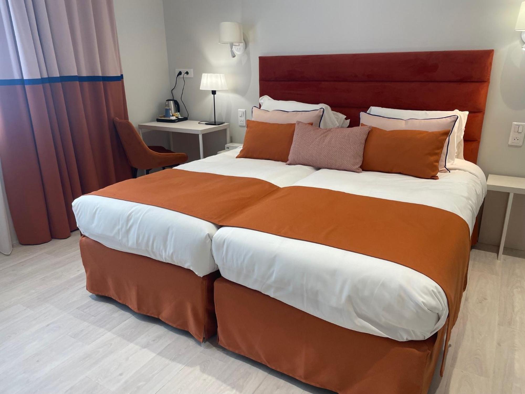 Kyriad Saumur Hyper Centre Hotel, Appartements, Seminaires Et Spa Soins Sothys Paris Eksteriør billede