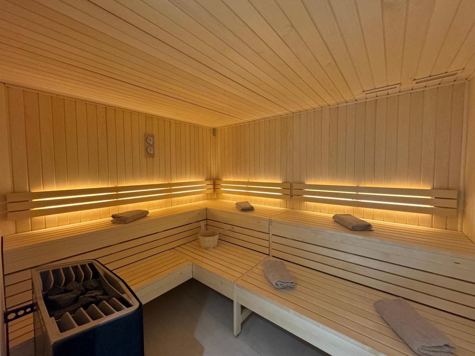 Kyriad Saumur Hyper Centre Hotel, Appartements, Seminaires Et Spa Soins Sothys Paris Eksteriør billede